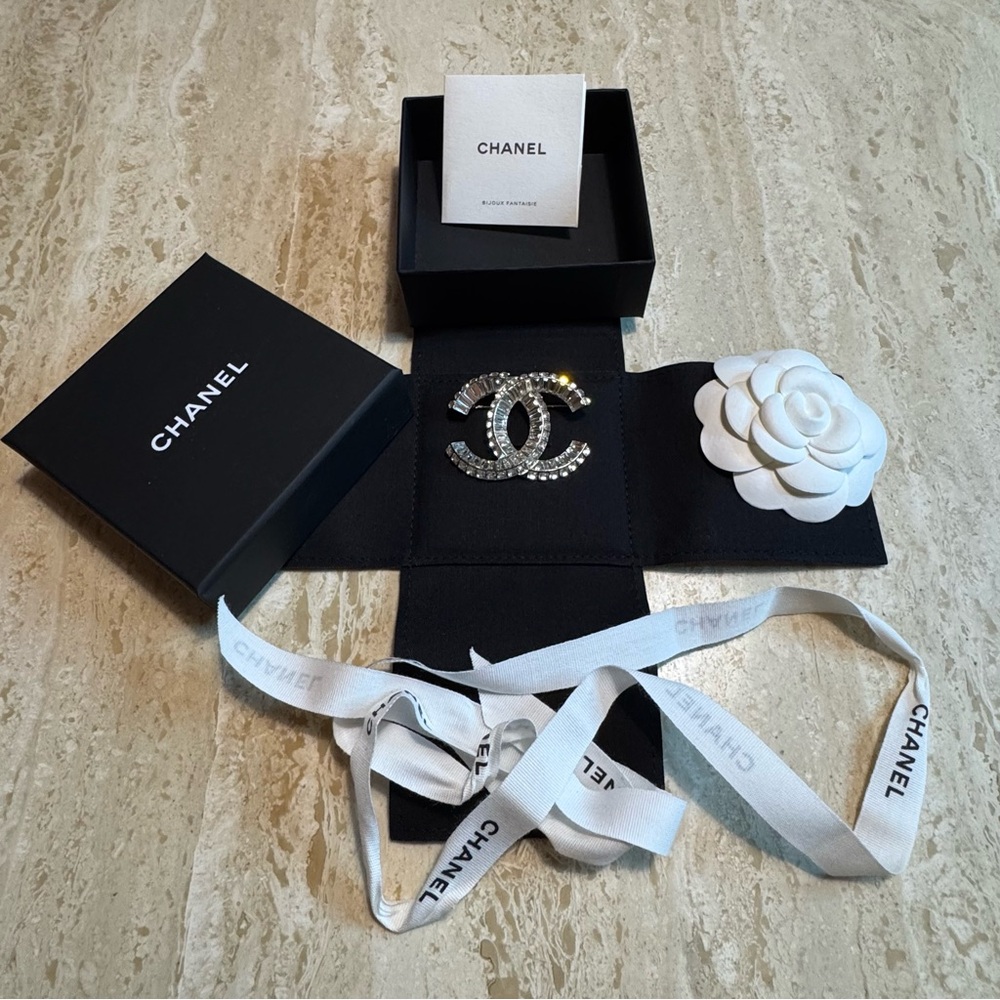 Chanel CC Silver Tone Baguette Crystal Brooch